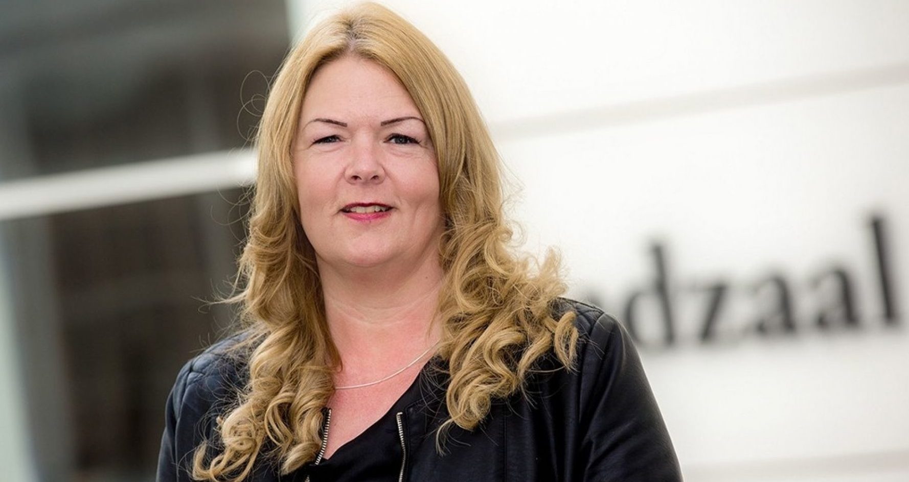 Partikollega av Geert Wilders begikk selvmord etter påstått gruppevoldtekt&nbsp;<span>(+)</span>