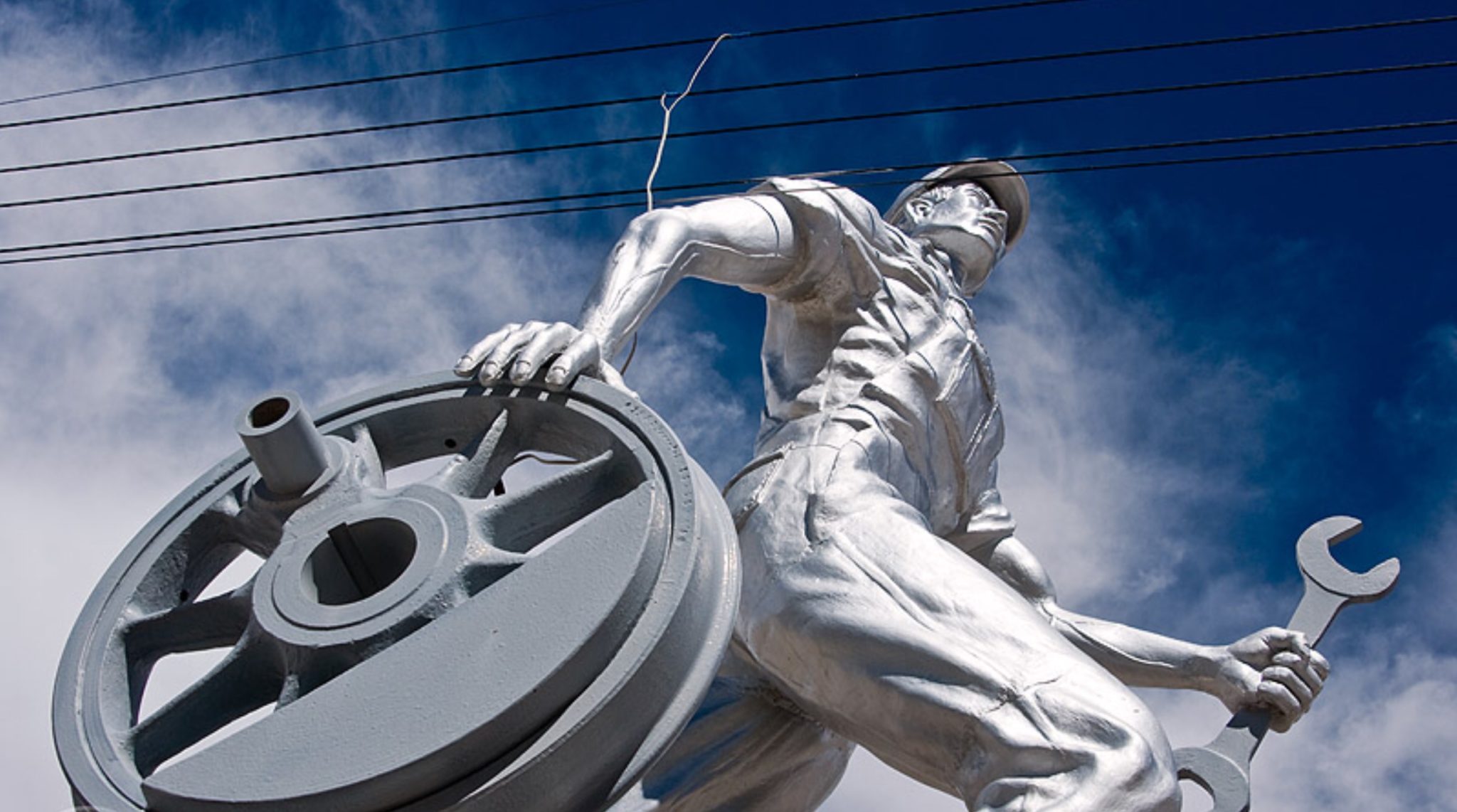 Erna vil ha flere i jobb, i et dysfunksjonelt arbeids&shy;marked uten nok jobber&nbsp;<span>(+)</span>