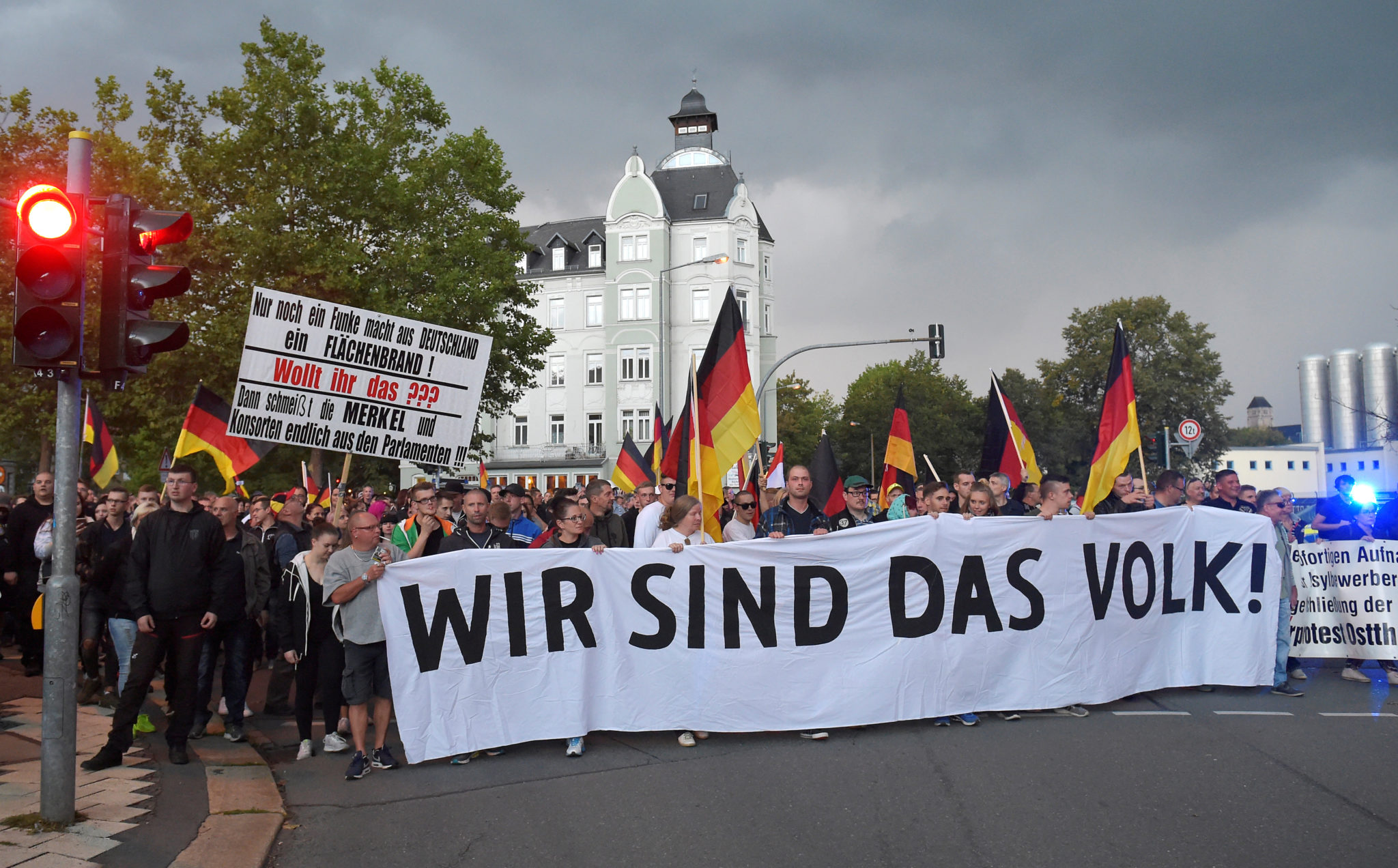 Syrer dømt for knivdrap i Chemnitz som utløste opptøyer&nbsp;<span>(+)</span>