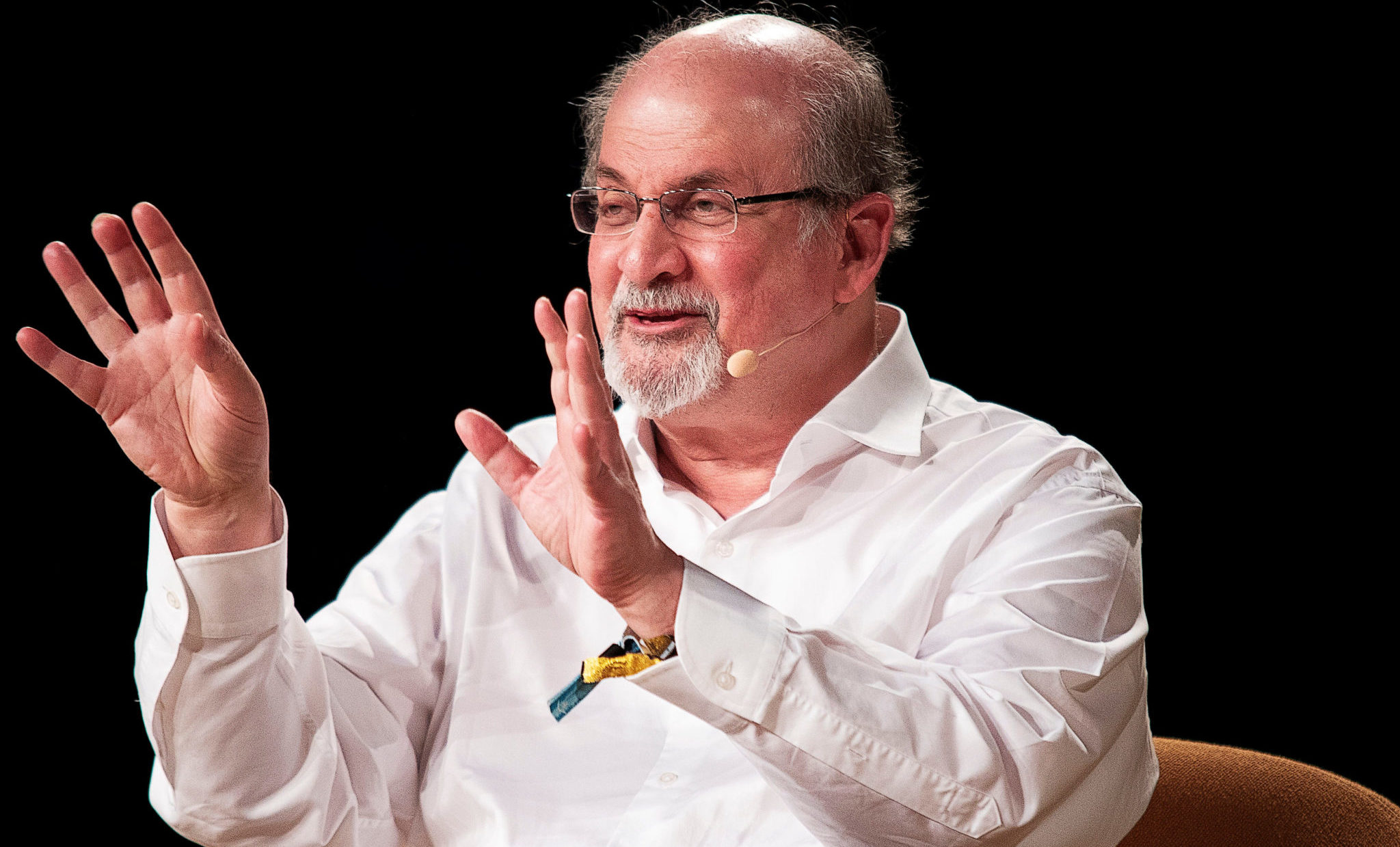 Salman Rushdie om siktelsene: – Gode nyheter&nbsp;<span>(+)</span>