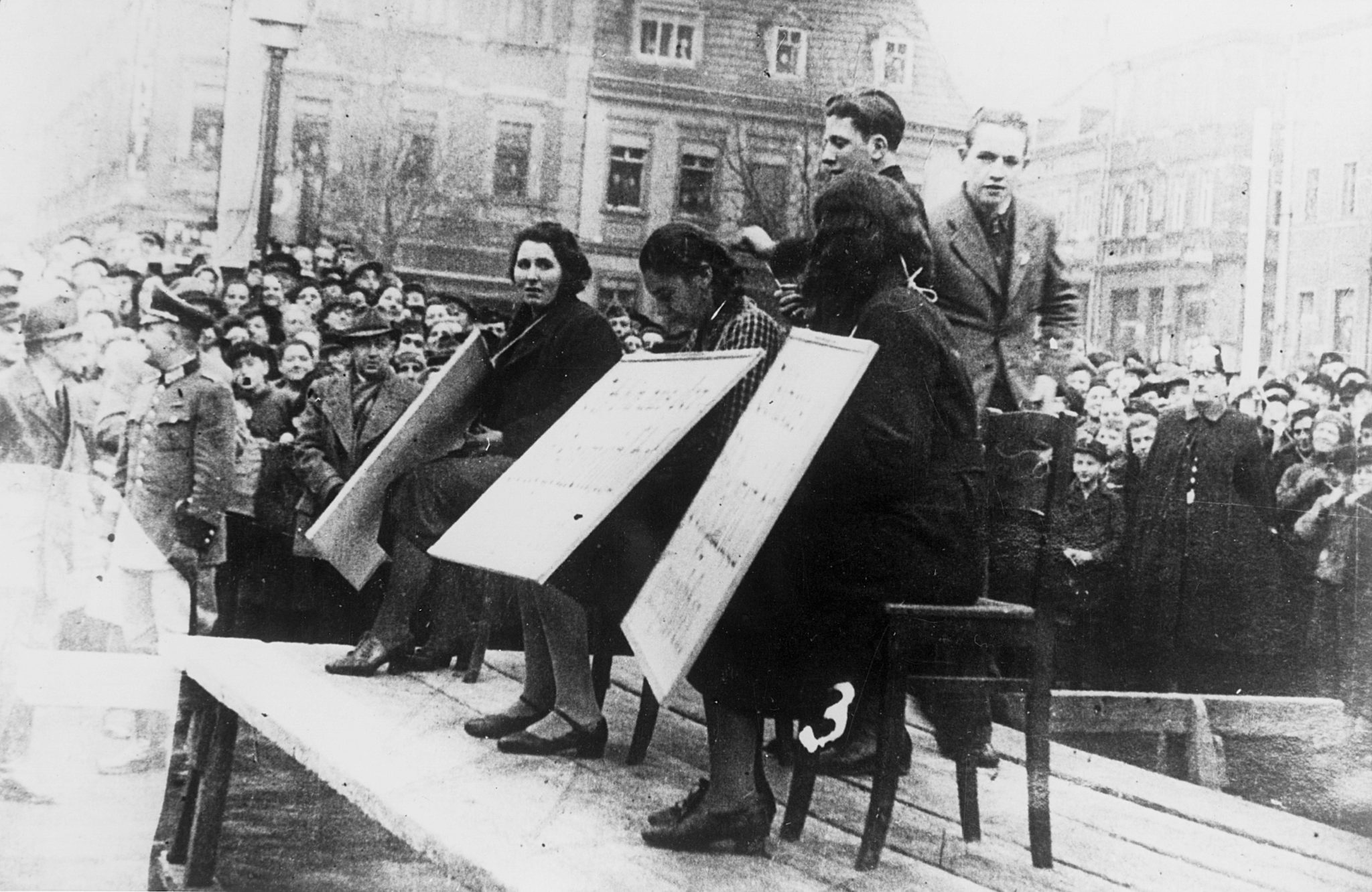 1938, Linz&nbsp;<span>(+)</span>