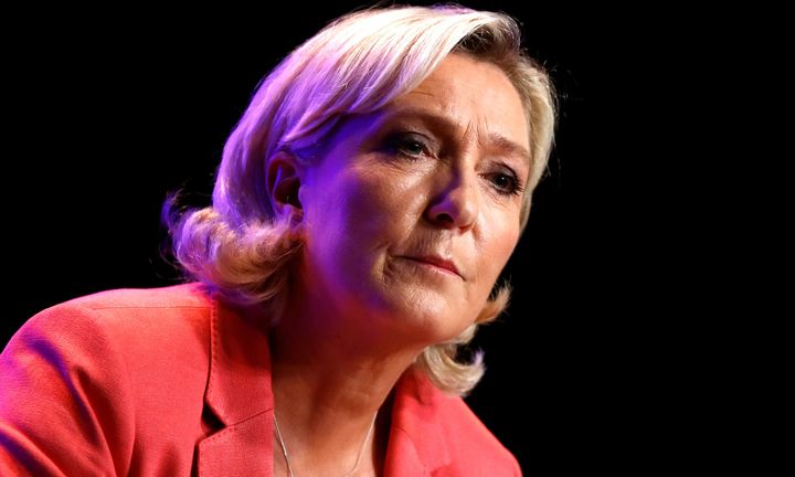 Le Pen forsvarer Roma mot Brussel&nbsp;<span>(+)</span>