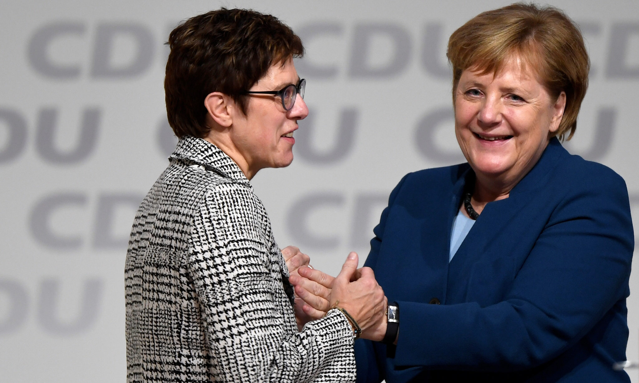 Annegret Kramp-Karrenbauer tar over som leder for Merkels parti&nbsp;<span>(+)</span>