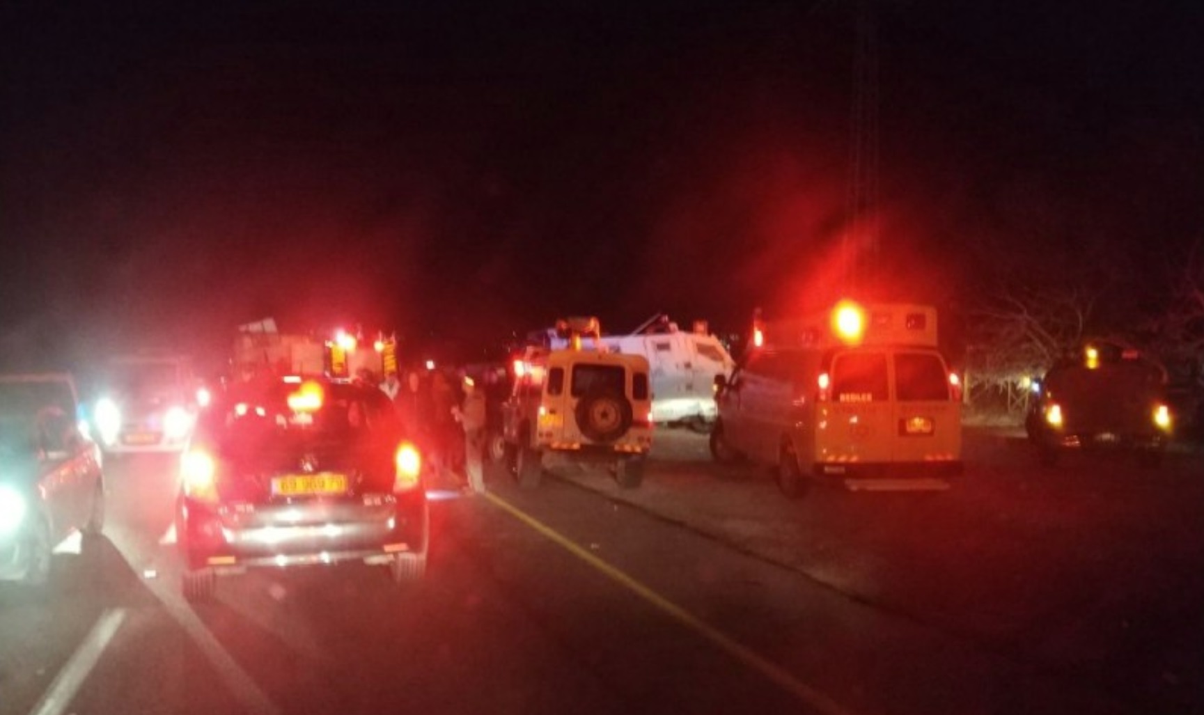 Syv personer skutt på bussholdeplass i Israel&nbsp;<span>(+)</span>