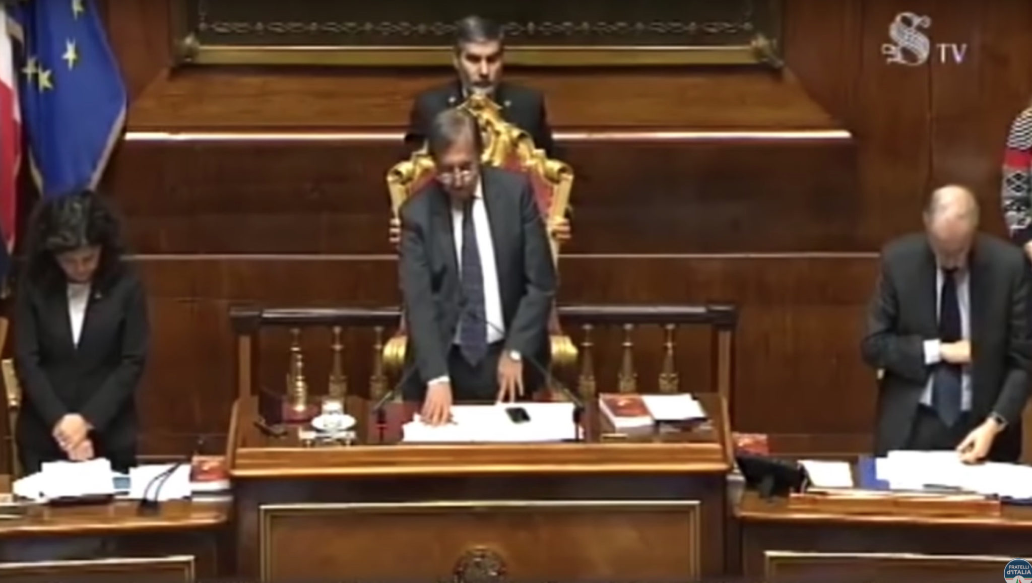 Det italienske senatet mintes Maren og Louisa med et øyeblikks stillhet&nbsp;<span>(+)</span>