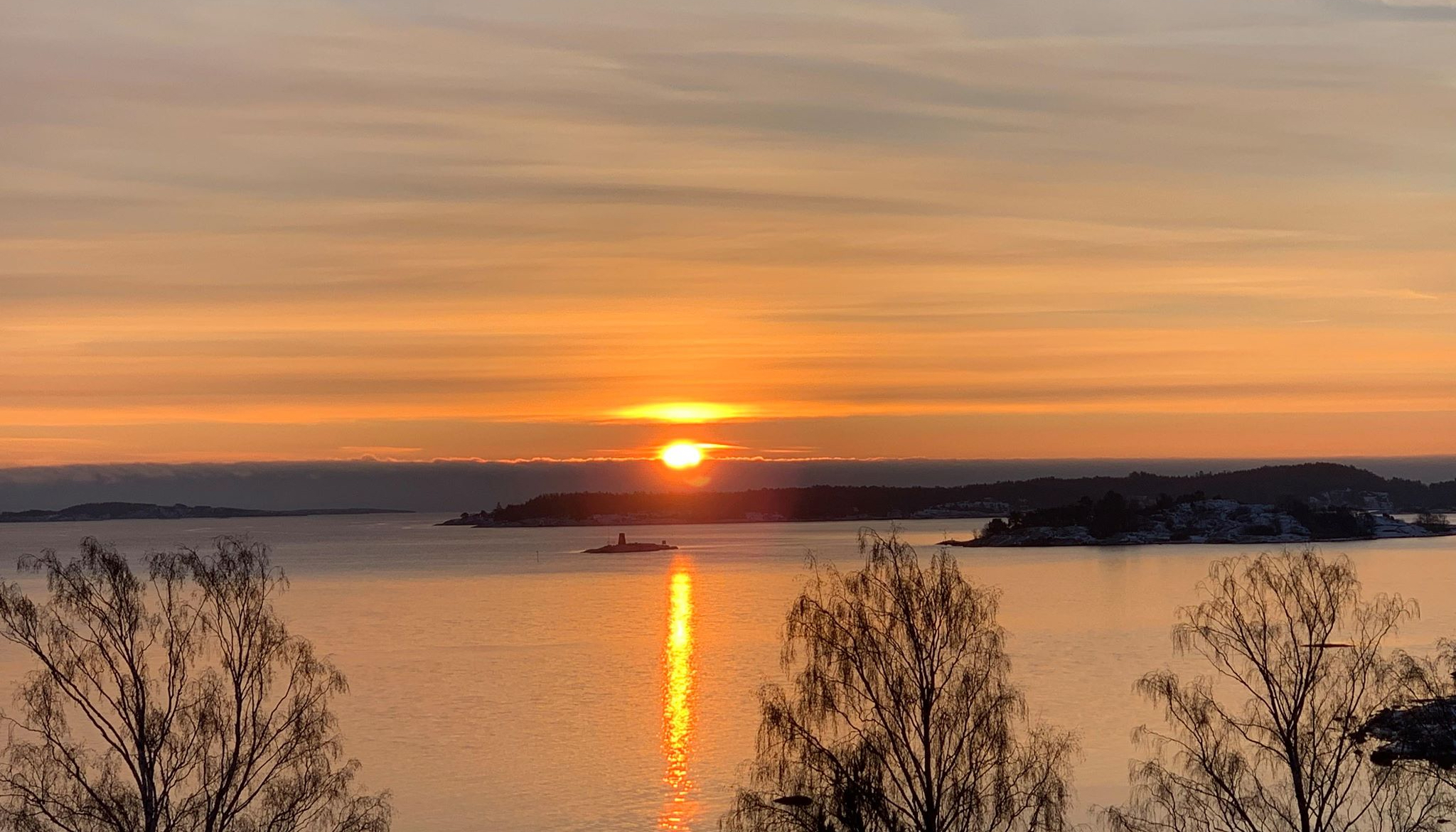 &nbsp;<span>(+)</span>