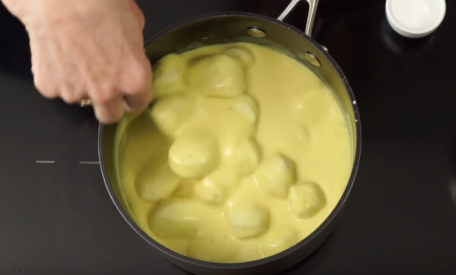 - Det stemmer ikke at fiskebollene var «rester» fra dagen før&nbsp;<span>(+)</span>