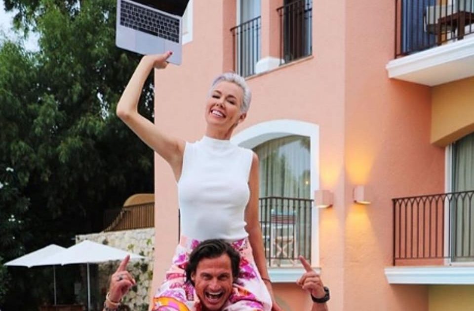 Mistet lap-top'en i bassenget!&nbsp;<span>(+)</span>