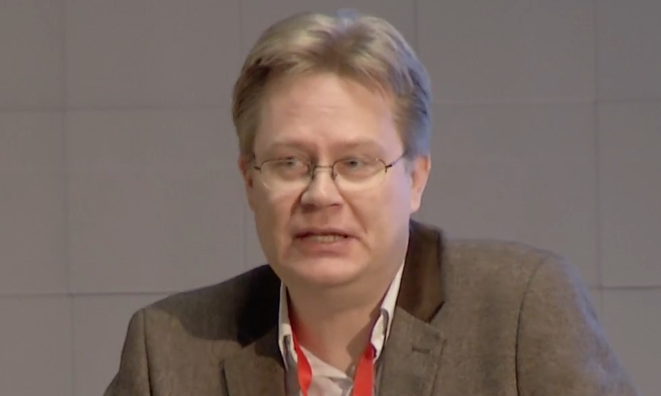 En hyper­moralist inntar preke­stolen&nbsp;<span>(+)</span>