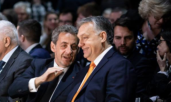 Nicolas Sarkozy hyller Ungarn og sier Viktor Orbán er hans venn&nbsp;<span>(+)</span>