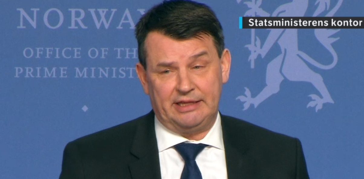 Tor Mikkel Wara går av som justisminister&nbsp;<span>(+)</span>