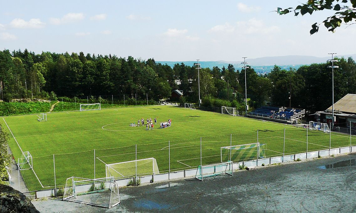 Vålerenga avbrøt junior­kamp etter kniv- og volds­trusler&nbsp;<span>(+)</span>