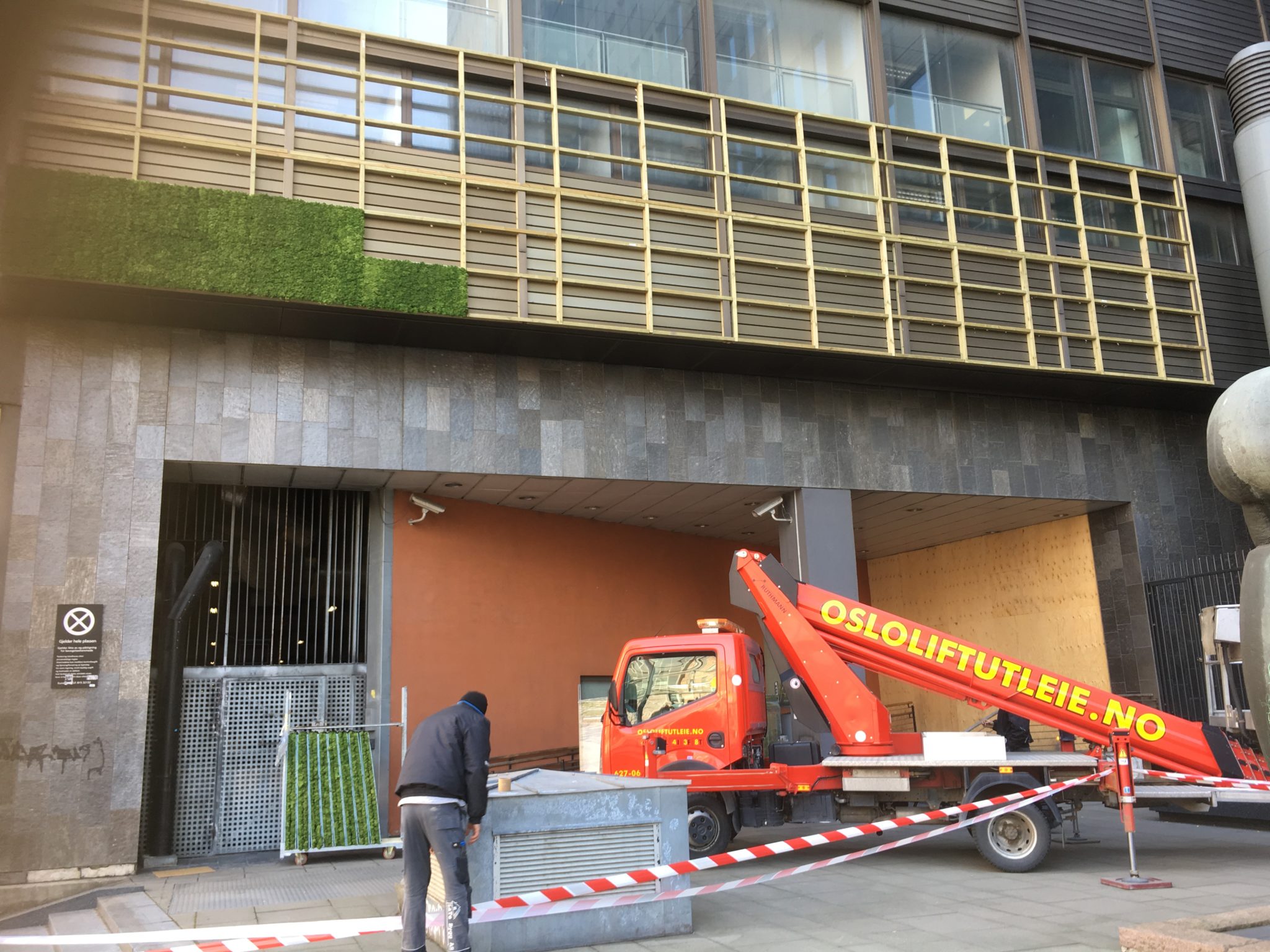 Norsk Journalistlag erkjenner klimautfordringene, og vil kjempe mot "fake news". Finn feilen?&nbsp;<span>(+)</span>