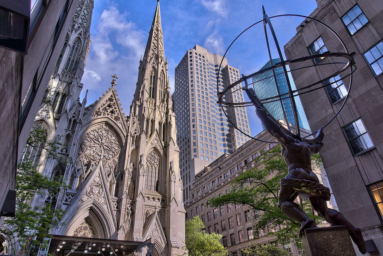 Mann med bensinkanner arrestert ved St. Patrick's Cathedral i New York&nbsp;<span>(+)</span>