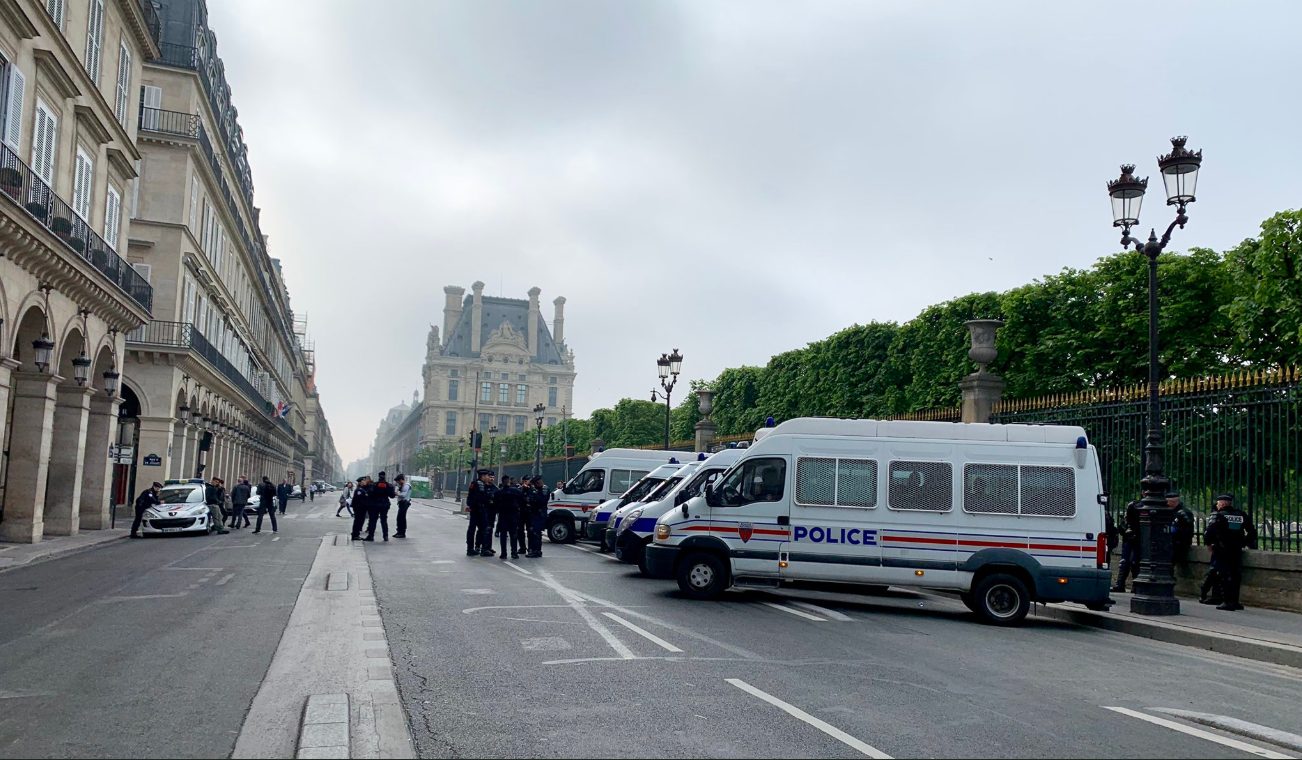 Paris forbereder seg på store demonstrasjoner - sentrum avstengt&nbsp;<span>(+)</span>