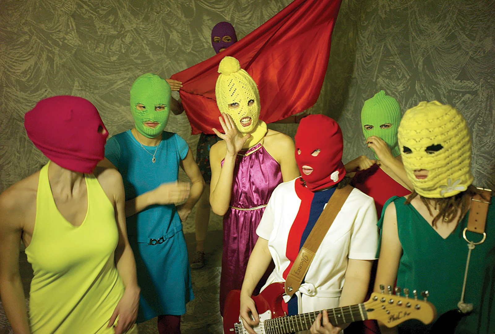 Sverige gir politisk asyl til medlemmer af Pussy Riot; kaster Dan Park i fengsel&nbsp;<span>(+)</span>