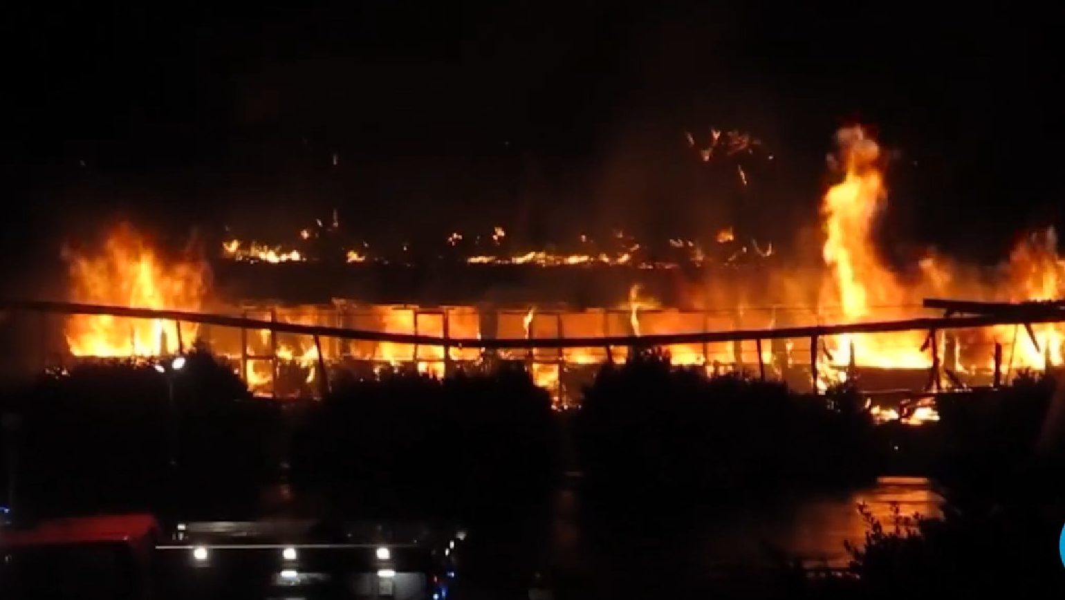 Svensk-tyrker satte fyr på Selje hotell - fikk seks og et halvt års fengsel&nbsp;<span>(+)</span>