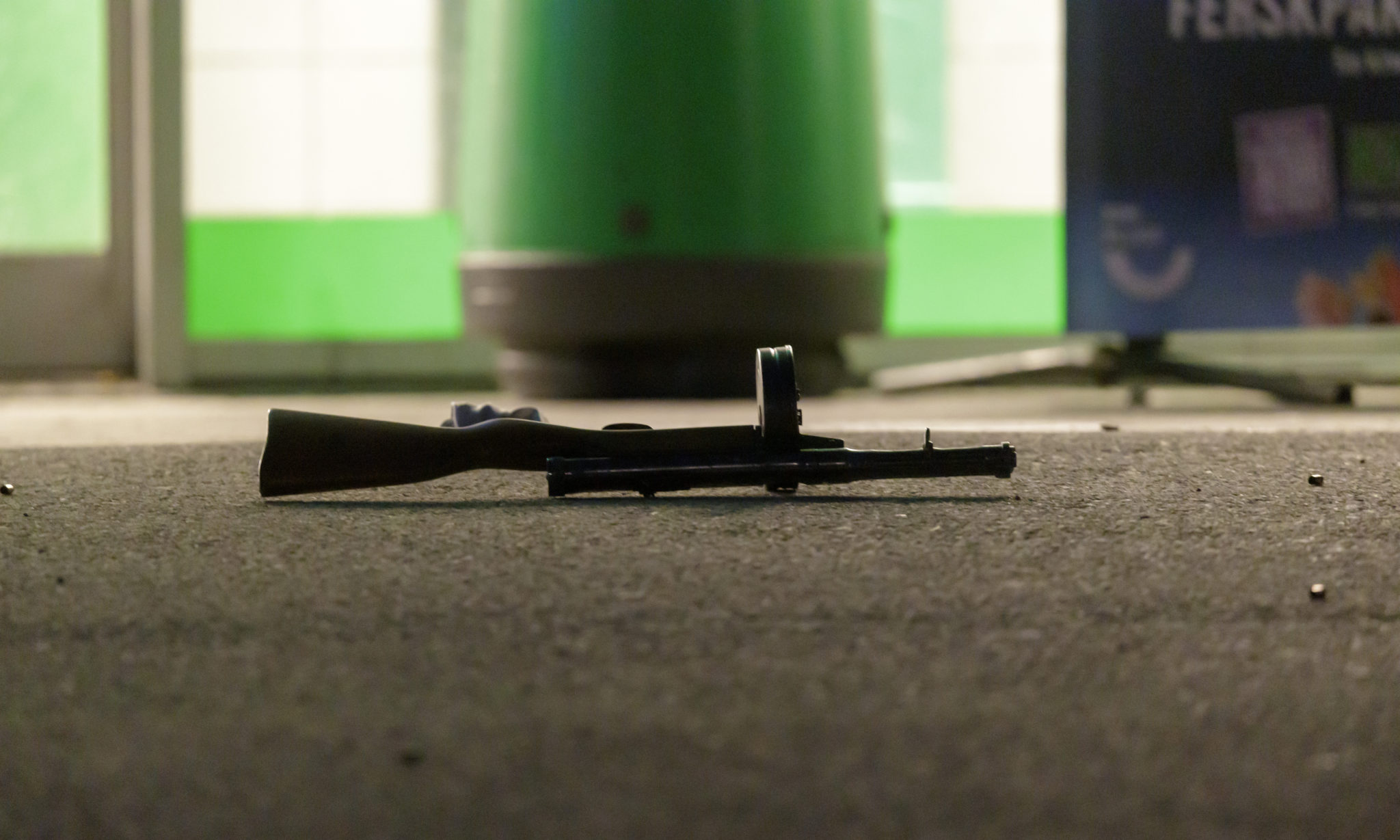 Fortsatt ingen pågrepne etter skyting mot butikk på Stovner&nbsp;<span>(+)</span>