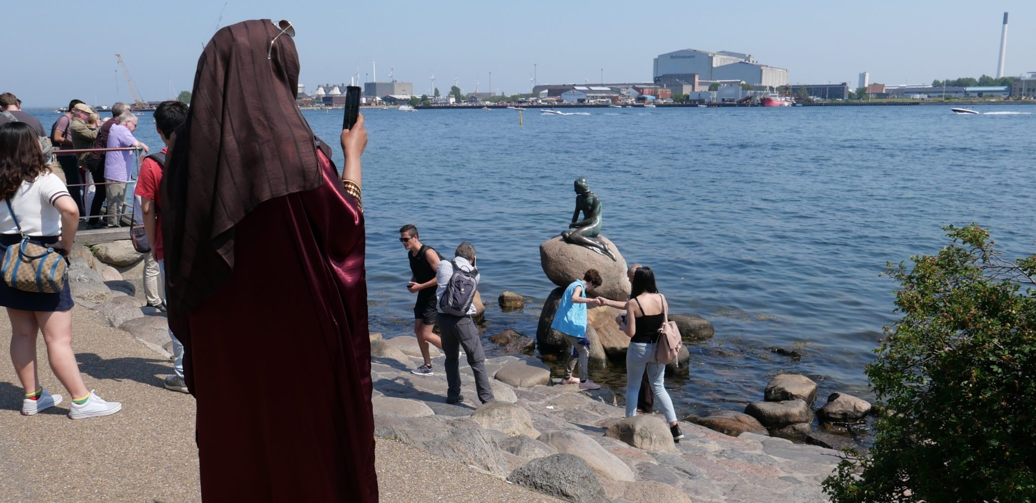 28 pct. af befolkningen i Danmark er helt eller delvist enige i, at muslimske indvandrere bør sendes ud af landet&nbsp;<span>(+)</span>