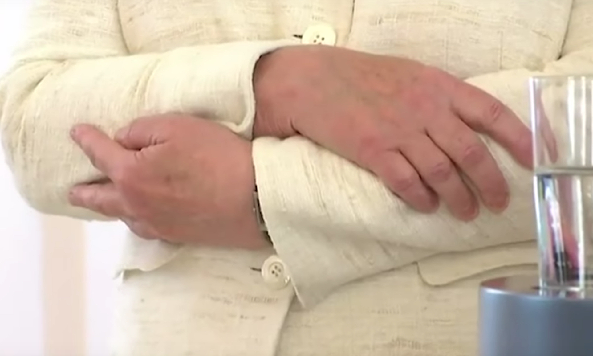Merkel skalv for andre gang på ni dager&nbsp;<span>(+)</span>