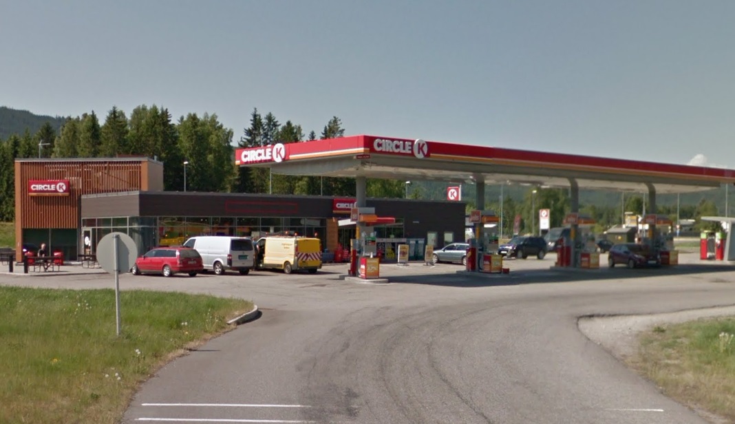 Truet med skytevåpen og frastjålet bilen&nbsp;<span>(+)</span>