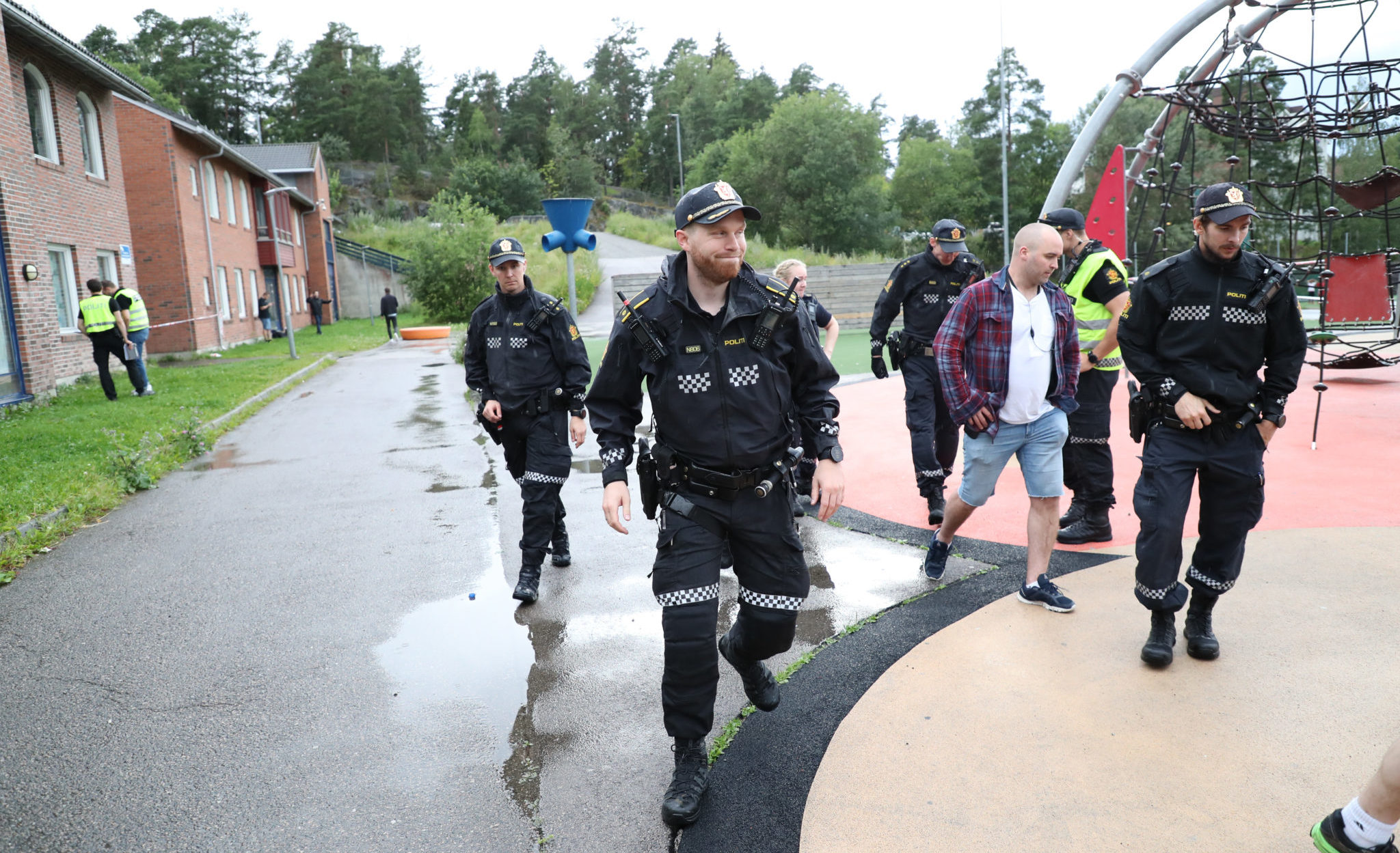Politiet jaktet østafrikaner etter at gutt (15) ble knivstukket - 15-åring pågrepet&nbsp;<span>(+)</span>