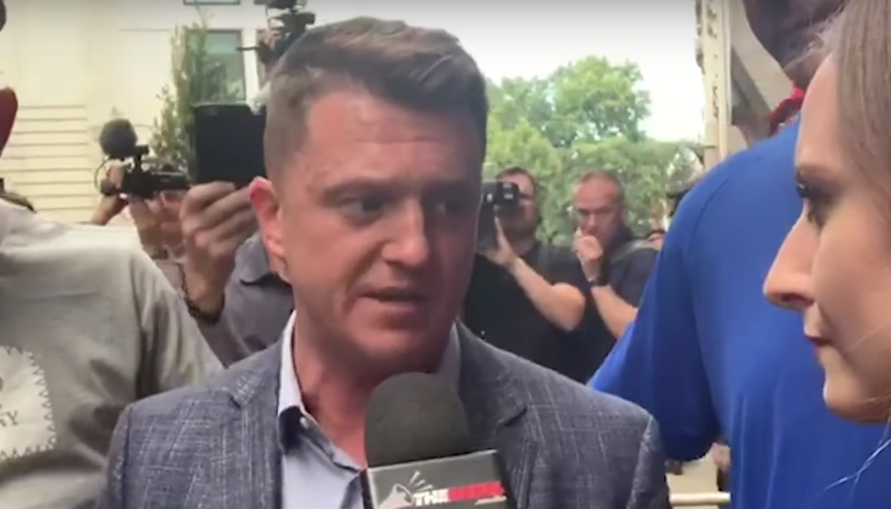 Tommy Robinson skal være overført til jihad-infiserte Belmarsh&nbsp;<span>(+)</span>