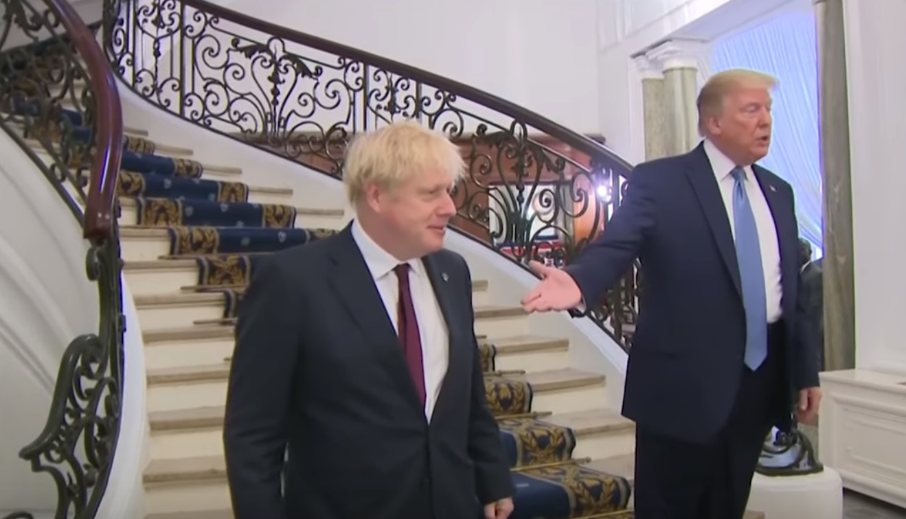 Trump vil ha en "veldig stor handelsavtale" med Storbritannia&nbsp;<span>(+)</span>