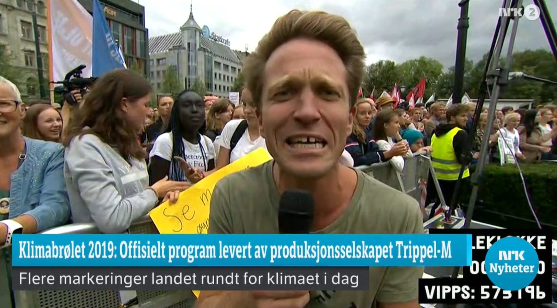 NRK sendte klimabrøl-arrangørens egne bilder og intervjuer direkte. Medieekspert: – NRK lurer seerne&nbsp;<span>(+)</span>