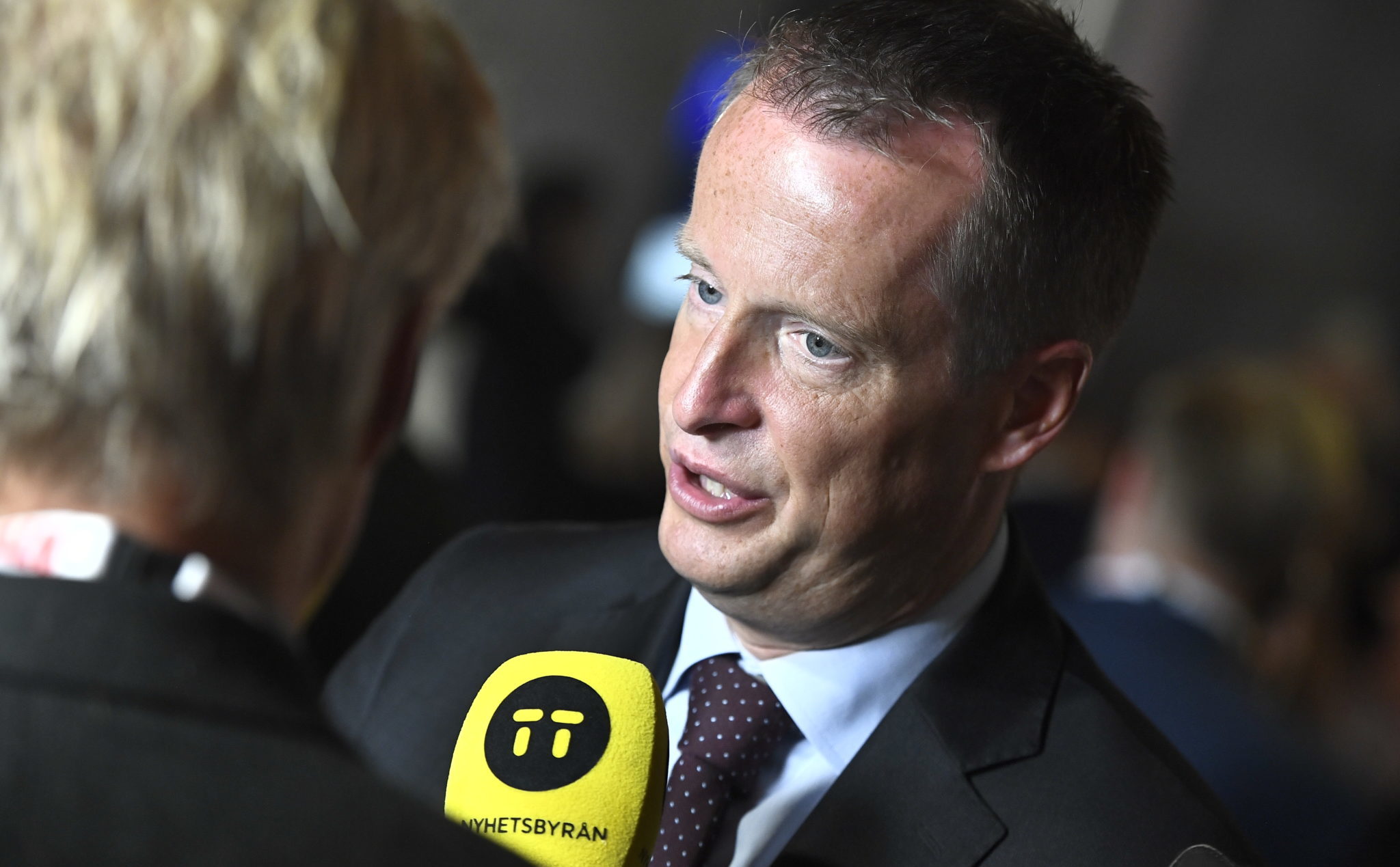 Svensk statsråd angriper Solberg og antyder at Listhaug er nynazist&nbsp;<span>(+)</span>