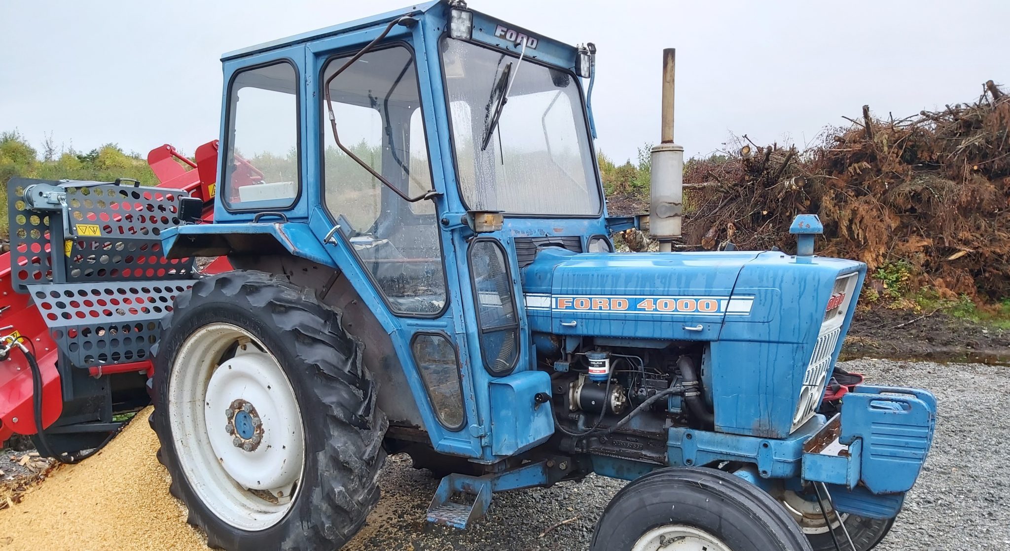 Ford 4000&nbsp;<span>(+)</span>