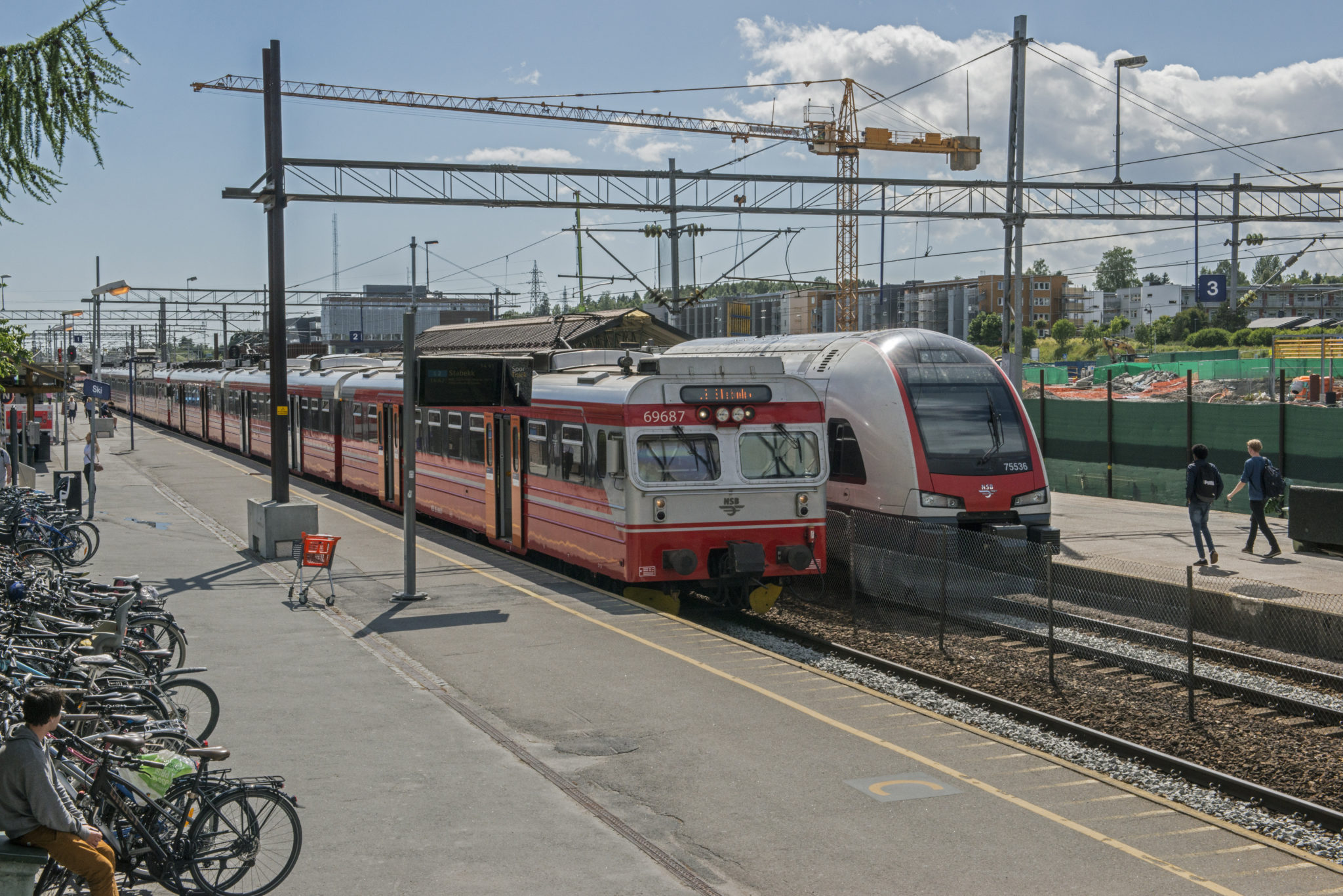 Tre personer pågrepet etter knivstikking i Ski - én alvorlig skadet&nbsp;<span>(+)</span>