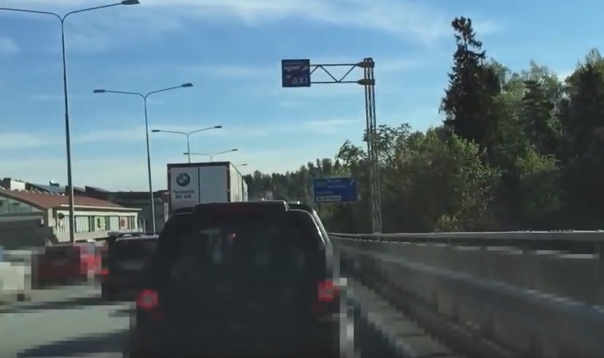 Bussjåførene vil ha elbilene ut av kollektivfeltet&nbsp;<span>(+)</span>