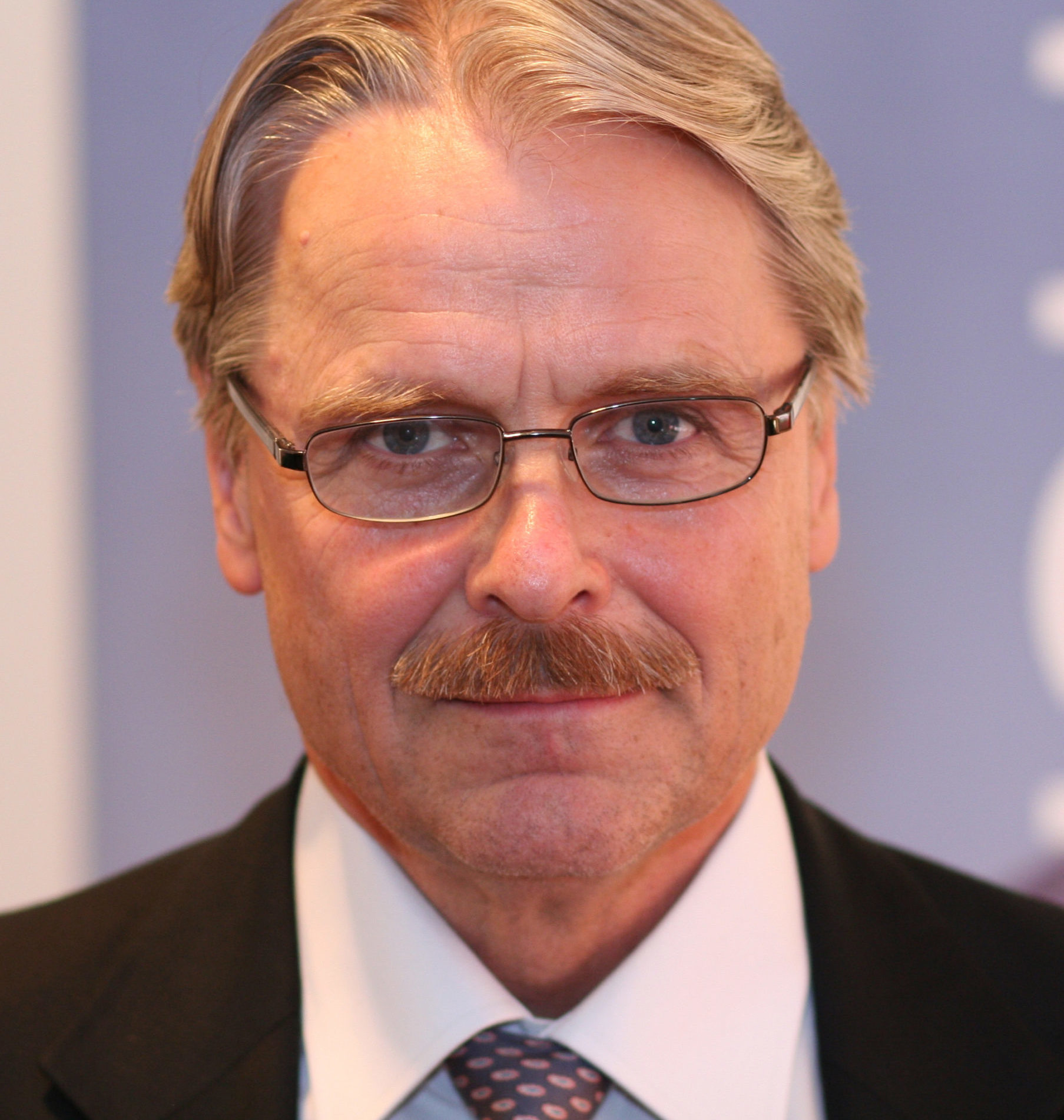 Eks-toppdiplomat om Morgenbladet: - Alt til høyre skal brunbeises, alt til venstre er topp, inkludert islamisme&nbsp;<span>(+)</span>