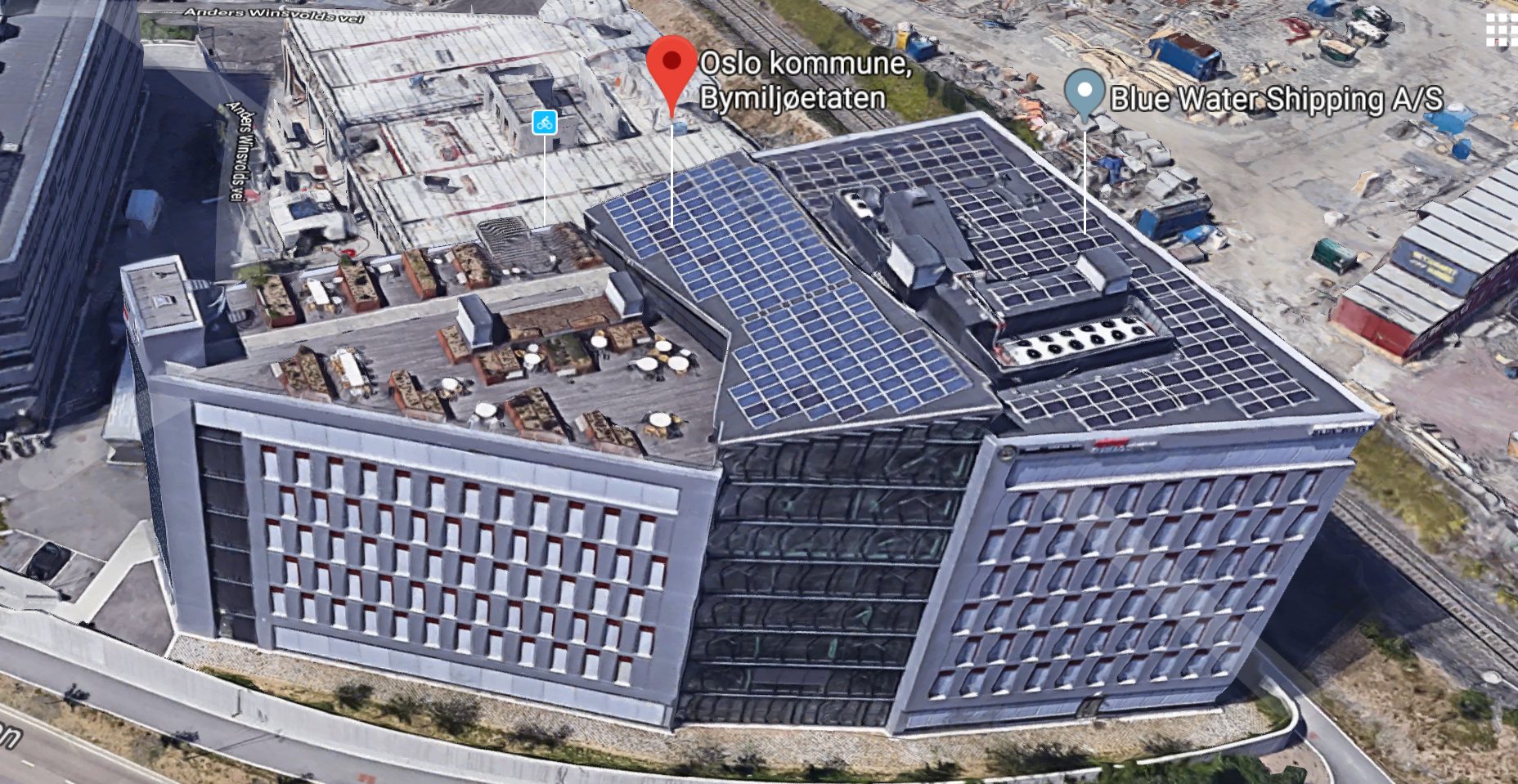 Bymiljøetatens smartbygg: Vannet må renne i 15 minutter før dusjen blir varm&nbsp;<span>(+)</span>