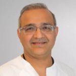 Retten: Vivek Kumar Sethi voldtok syv pasienter i gynekologstolen. Mediene: «østlending»