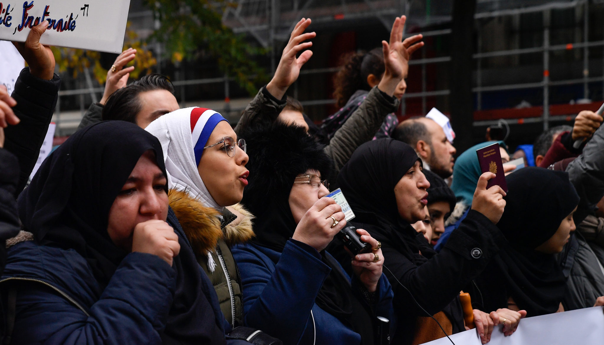 Marsj mot «islamofobi» i Paris splitter Frankrikes politiske landskap&nbsp;<span>(+)</span>