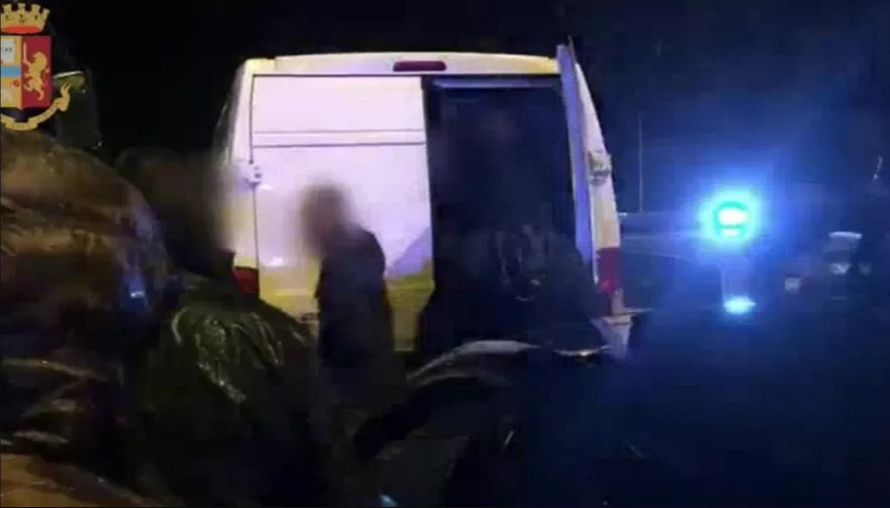 Italia: Menneskesmuglere arrestert med 36 migranter i en varebil&nbsp;<span>(+)</span>