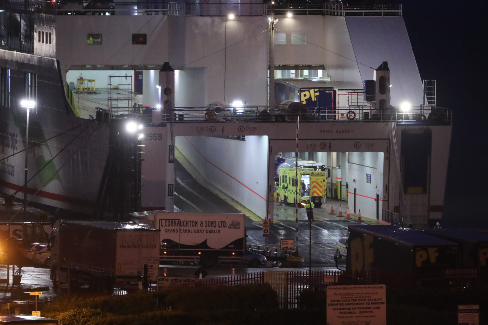 16 funnet innestengt i lastebil på Stena Line-ferge&nbsp;<span>(+)</span>