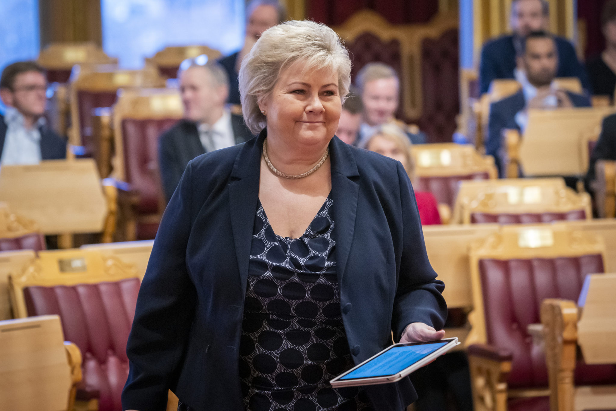 Solberg måtte svare for Grandes utspill om elbil-misunnelse&nbsp;<span>(+)</span>