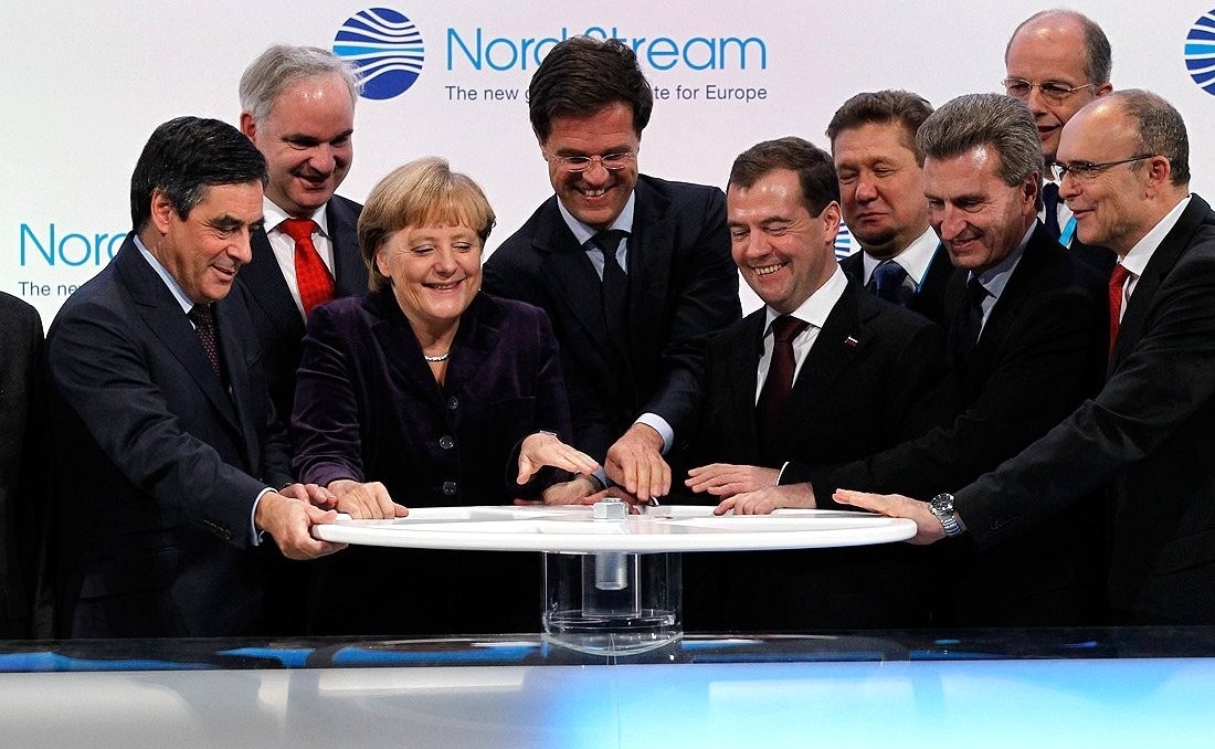 Germany Puts Its Head in Russia's Energy Pipeline Noose&nbsp;<span>(+)</span>
