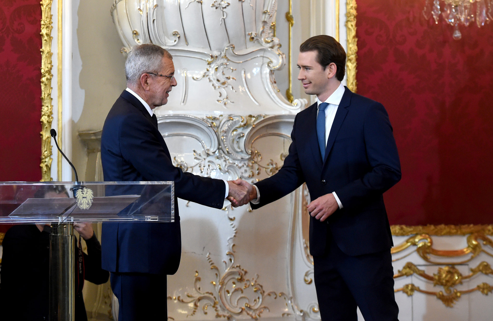 Sebastian Kurz kritiserer NGO-ene i Middelhavet – Mission Lifeline kaller ham Baby-Hitler&nbsp;<span>(+)</span>