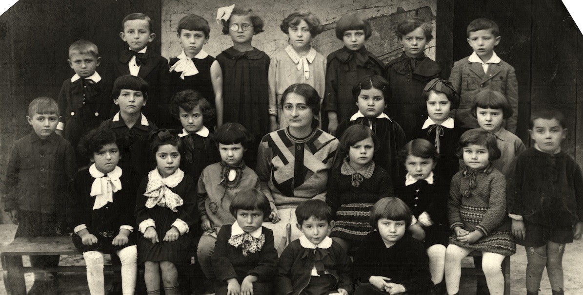 Jødiske skolebarn i Rohatyn, Galicia (c.1937)&nbsp;<span>(+)</span>