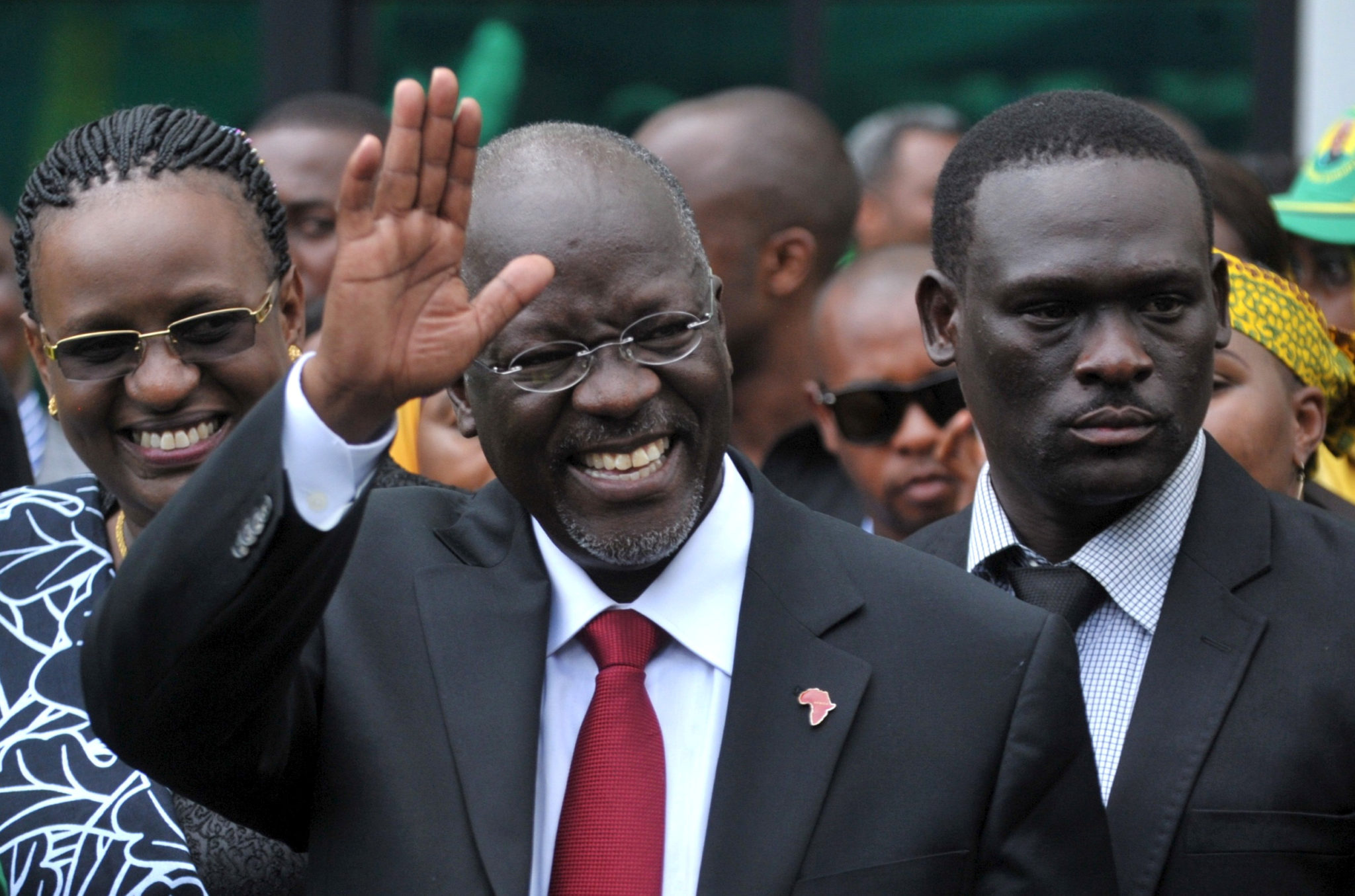 Tanzanias president anbefaler vanndamp, løk og bønn mot koronaviruset&nbsp;<span>(+)</span>