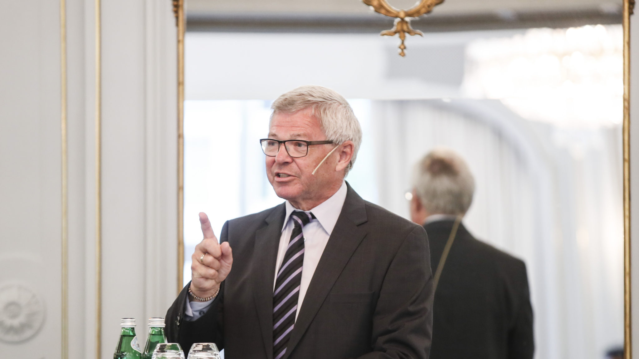 La oss få se at Bondevik og 18 eks-statsråder går foran med et godt eksempel&nbsp;<span>(+)</span>
