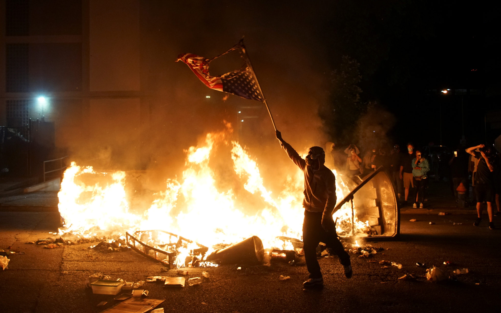 Den liberale makteliten vil ha borgerkrig for å kvitte seg med Trump&nbsp;<span>(+)</span>