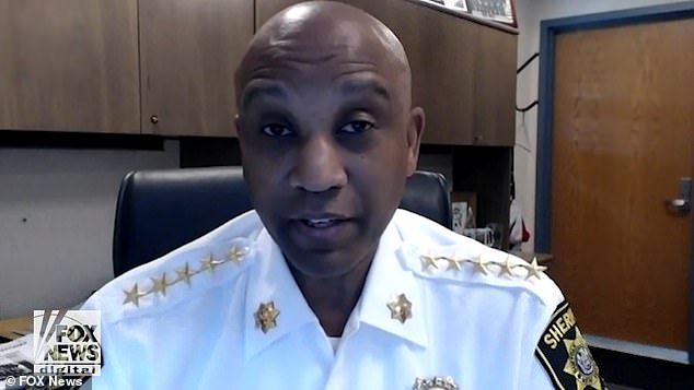 Sheriff i New York: – Vi har begynt å miste kontrollen&nbsp;<span>(+)</span>