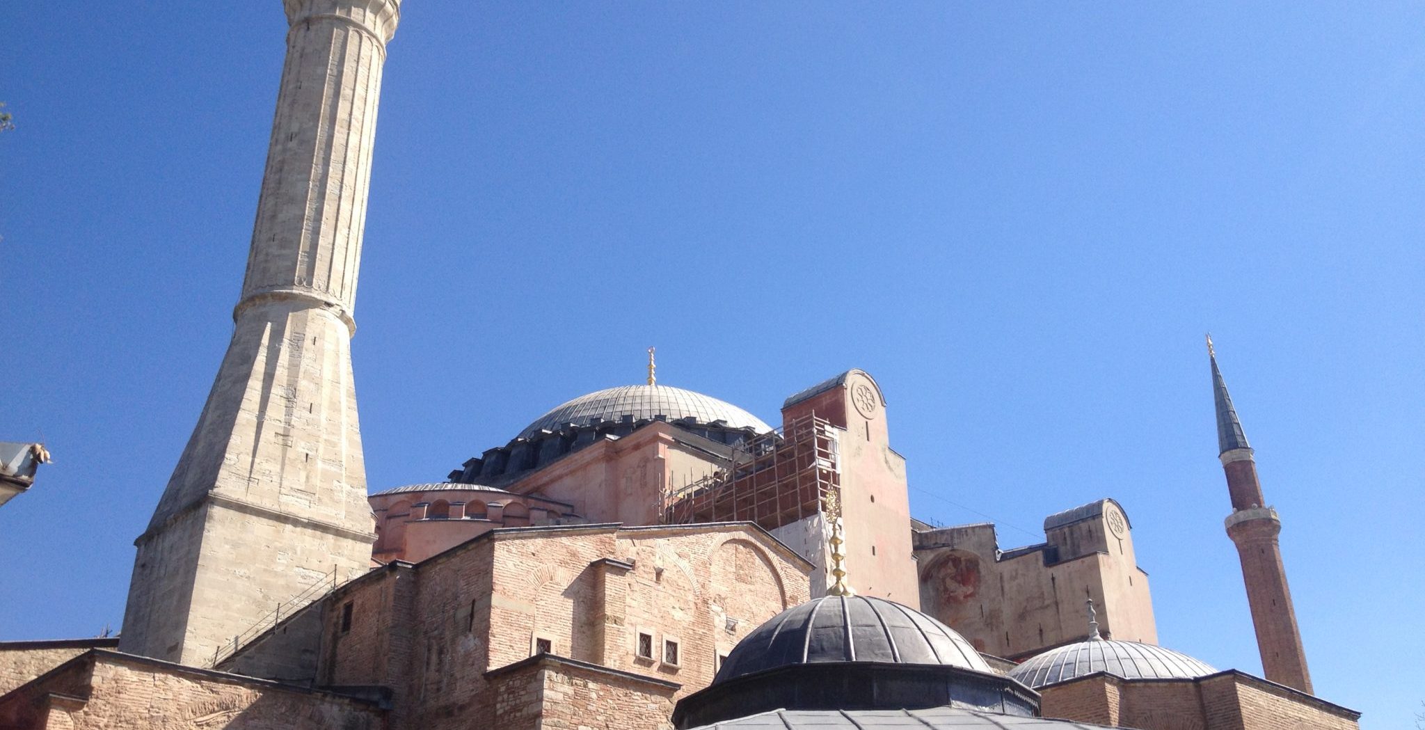 Hagia Sofia: Den kristne katedralen som ble til moské - igjen&nbsp;<span>(+)</span>