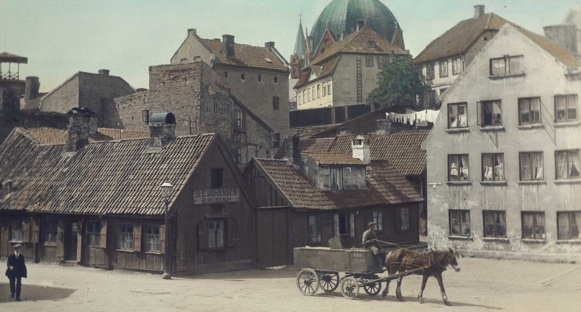 Hammersborg torv i Kristiania (1914)&nbsp;<span>(+)</span>