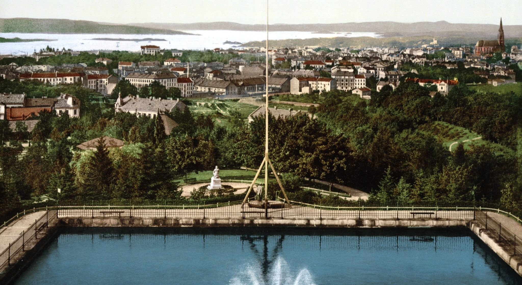 Panorama fra St. Hanshaugen i Christiania (ikke tidligere enn 1891)&nbsp;<span>(+)</span>